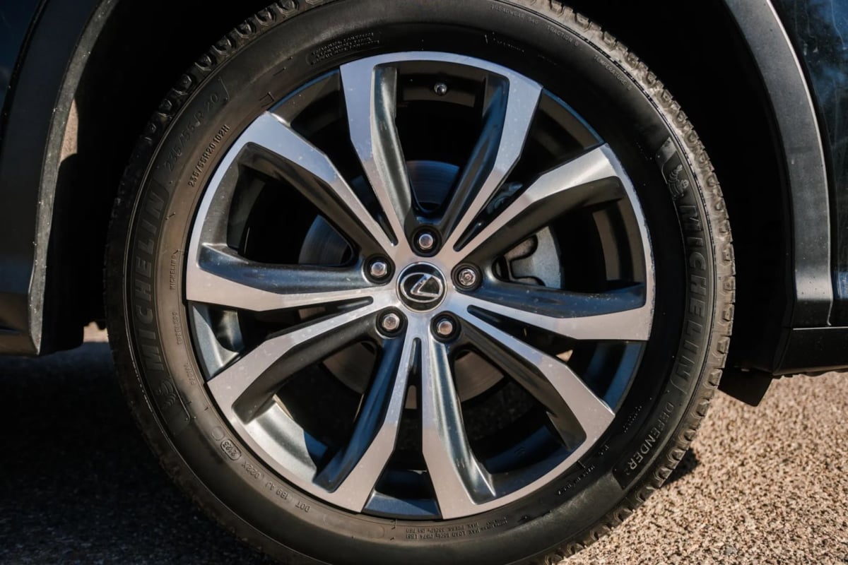 2018 Lexus RX 450h F SPORT photo 13
