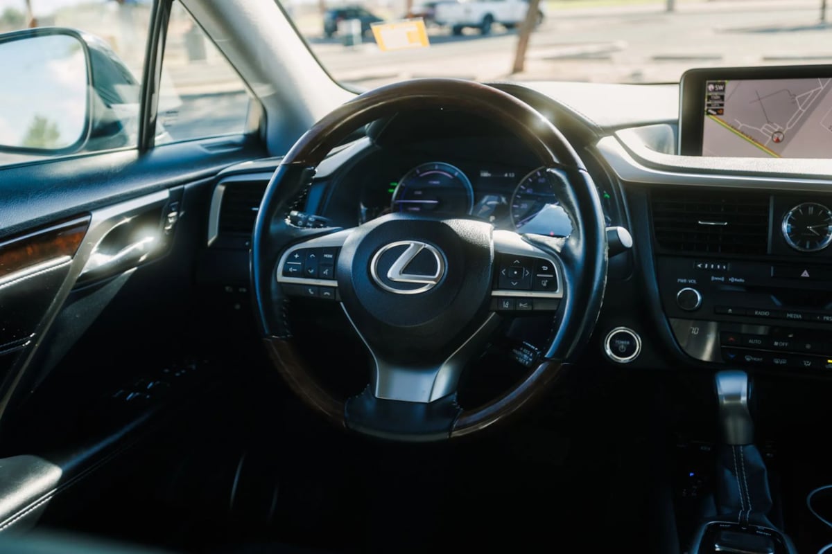 2018 Lexus RX 450h F SPORT photo 25