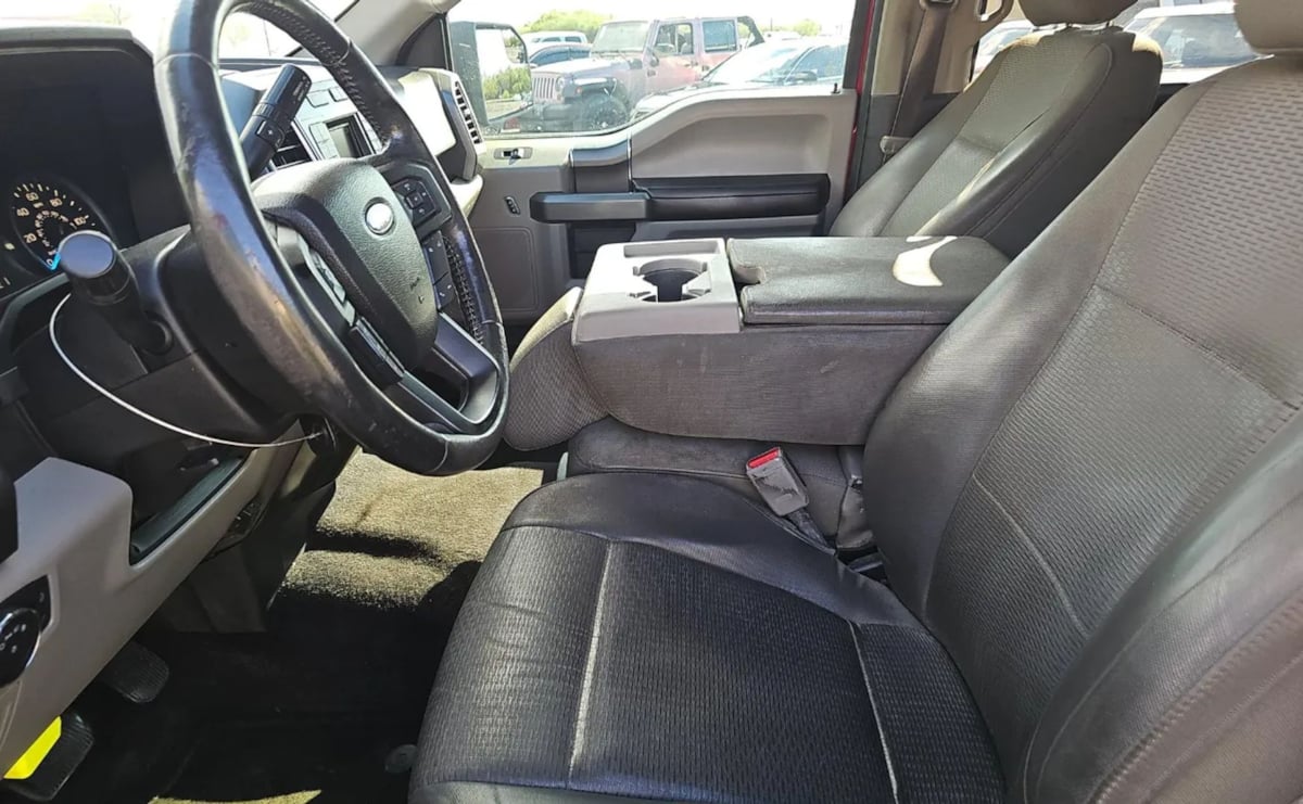 2017 Ford F-150 XLT photo 7