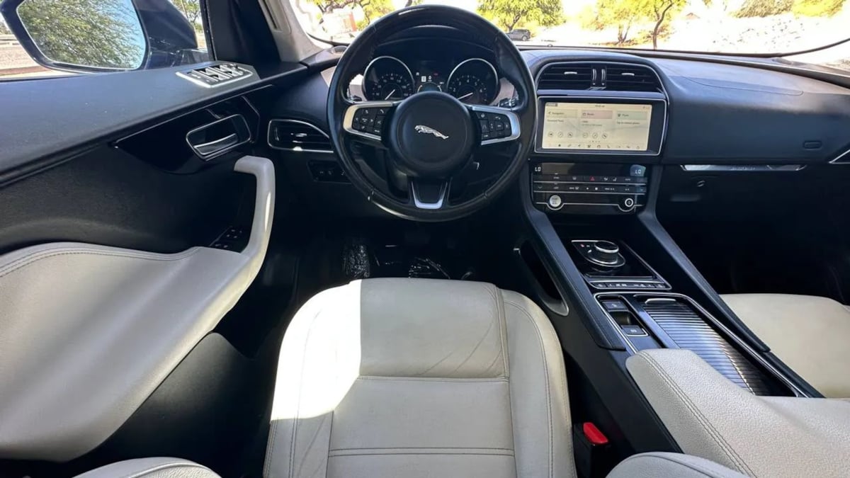 2020 Jaguar F-Pace Prestige - Photo 23