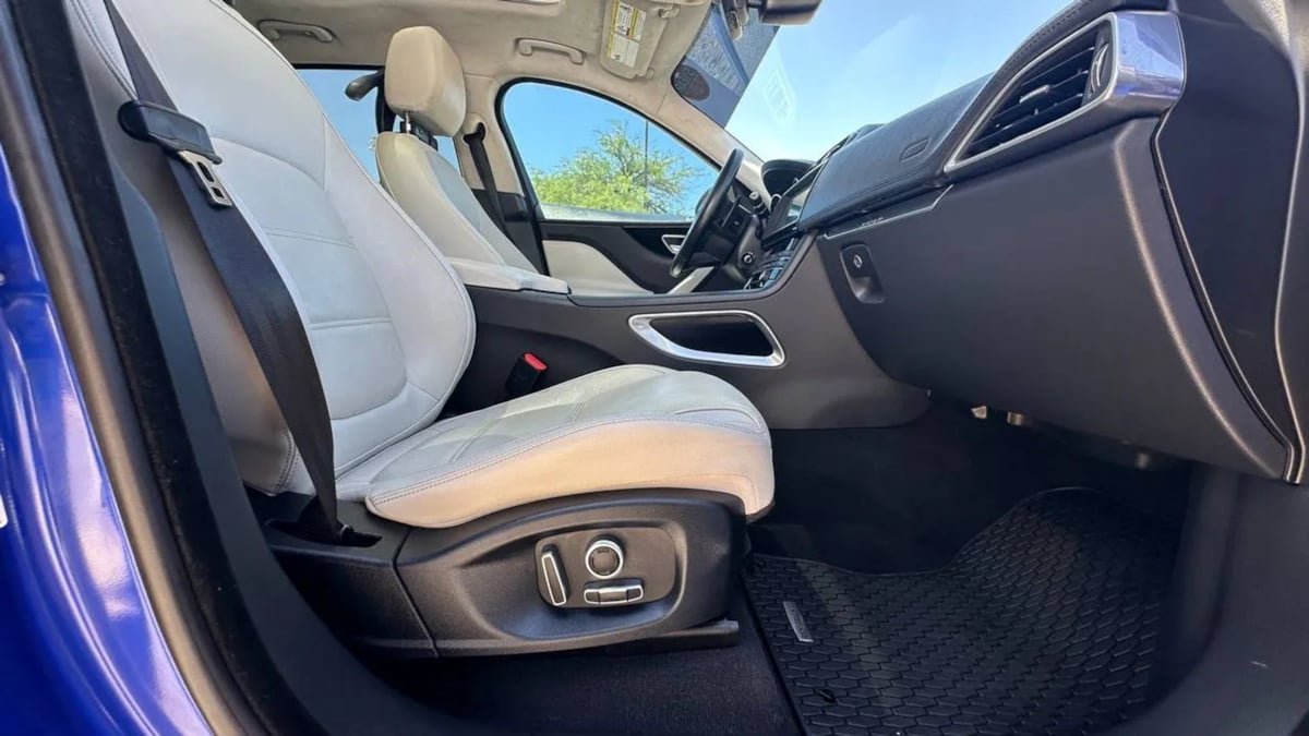 2020 Jaguar F-Pace Prestige - Photo 39