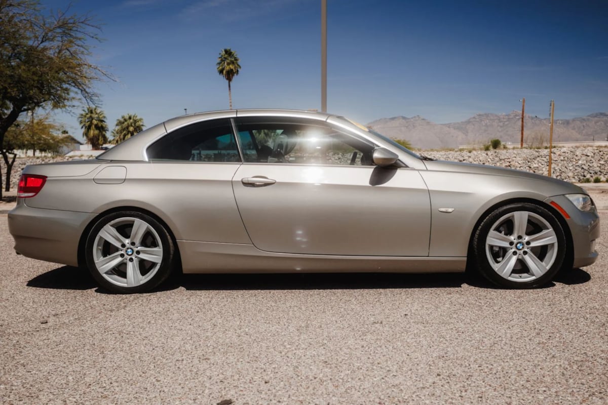 2008 BMW 3 Series 335i - Photo 4
