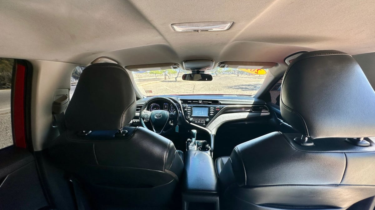 2019 Toyota Camry SE - Photo 26