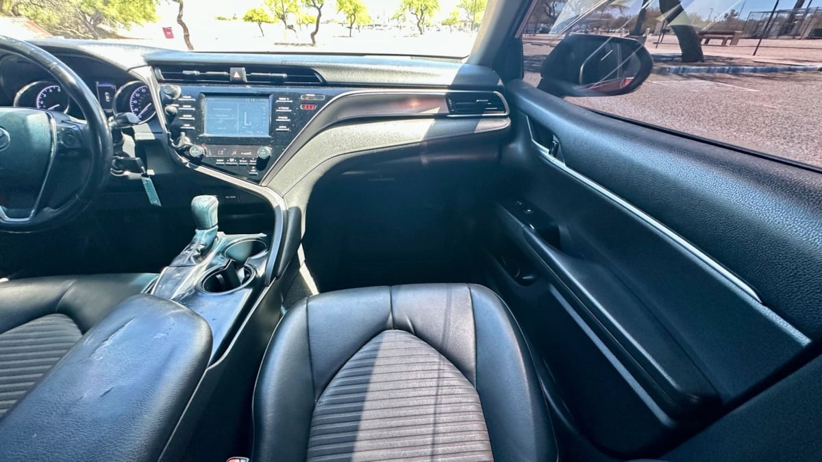 2019 Toyota Camry SE - Photo 33