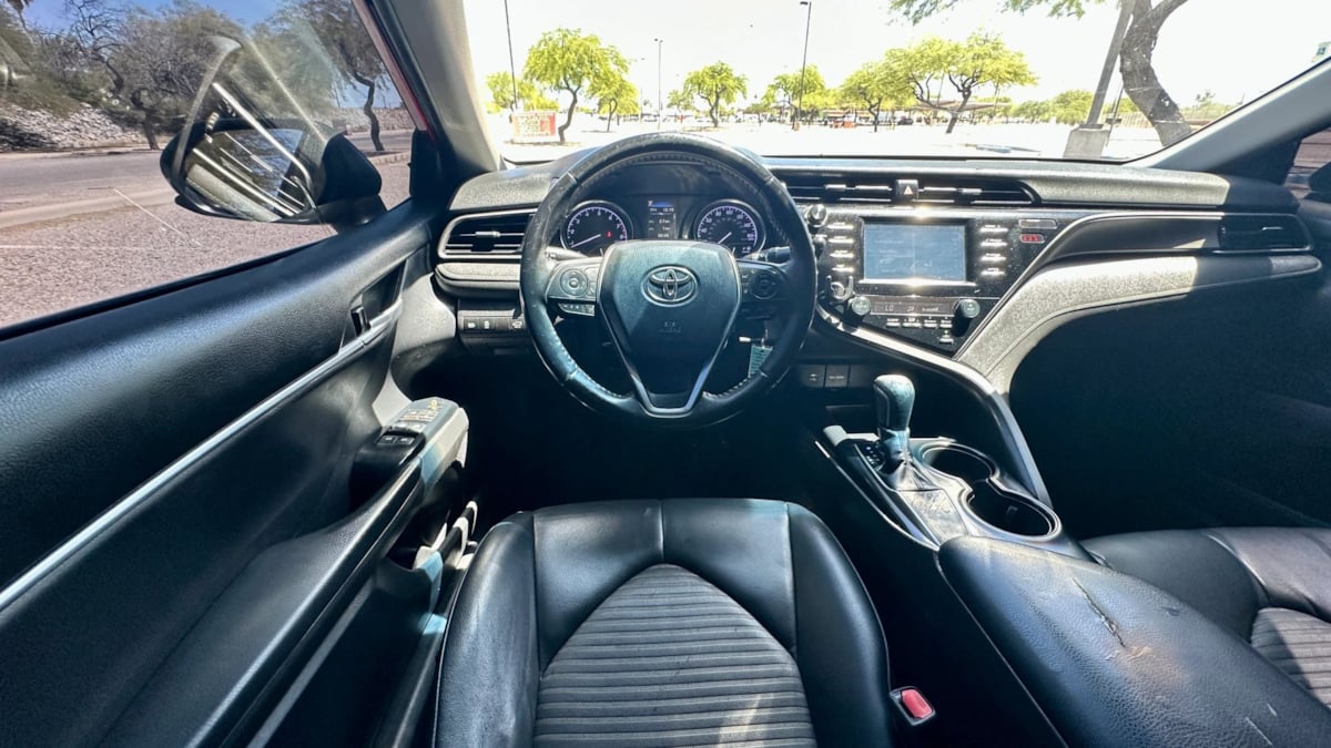 2019 Toyota Camry SE - Photo 35