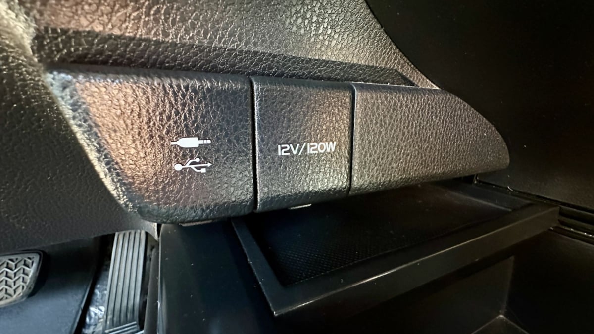 2019 Toyota Camry SE - Photo 44