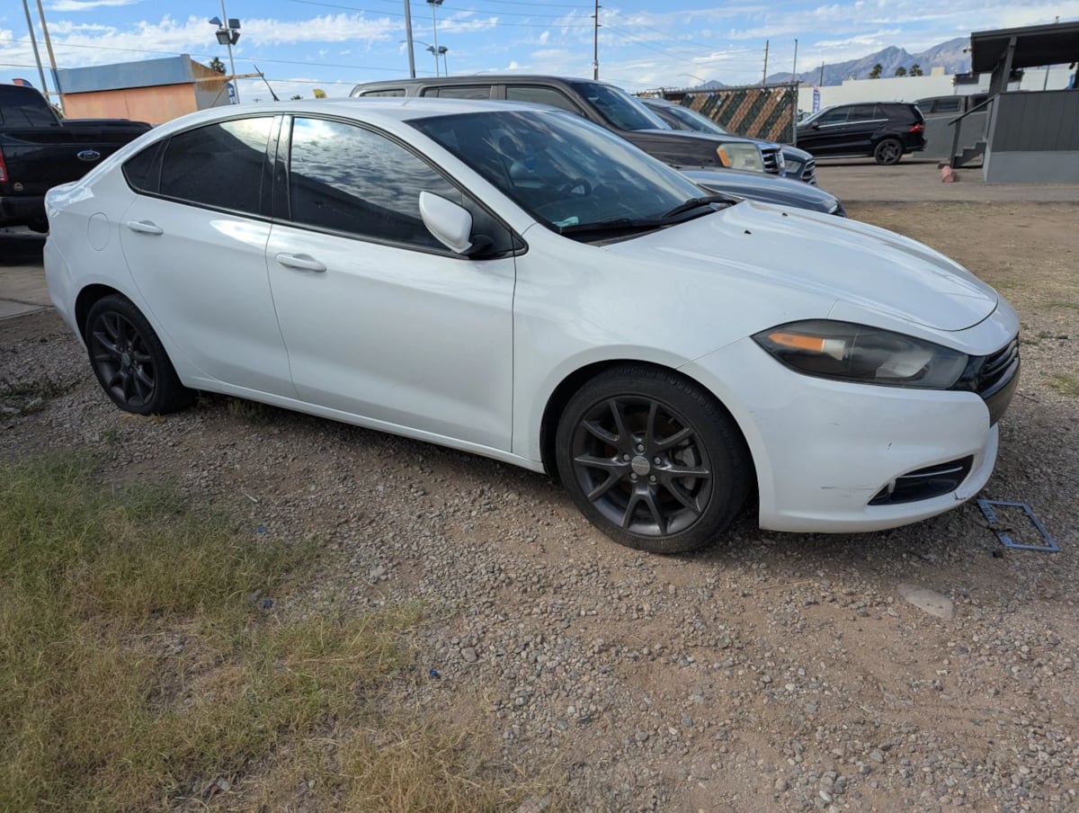 2015 Dodge Dart 2.4 SXT's photo