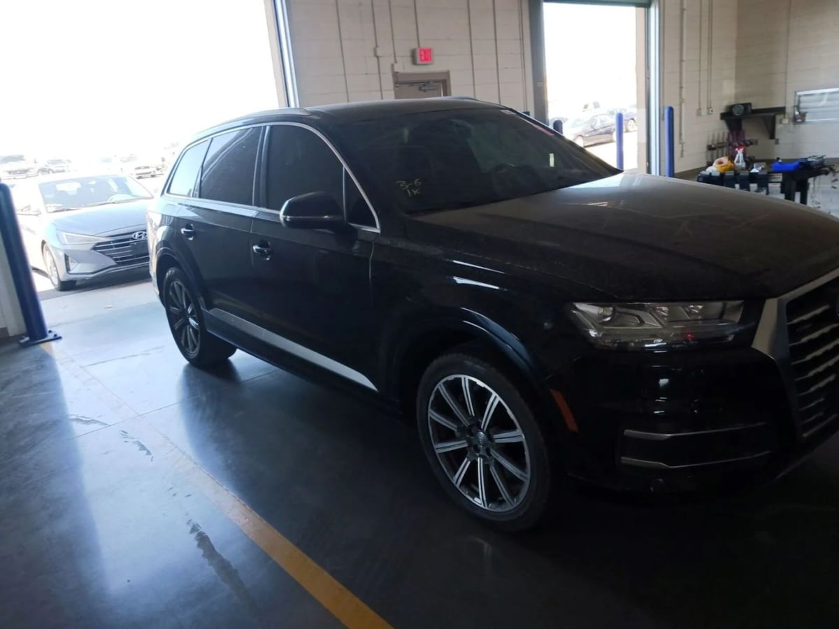2017 Audi Q7 2.0T quattro tiptronic Premium Plus's photo