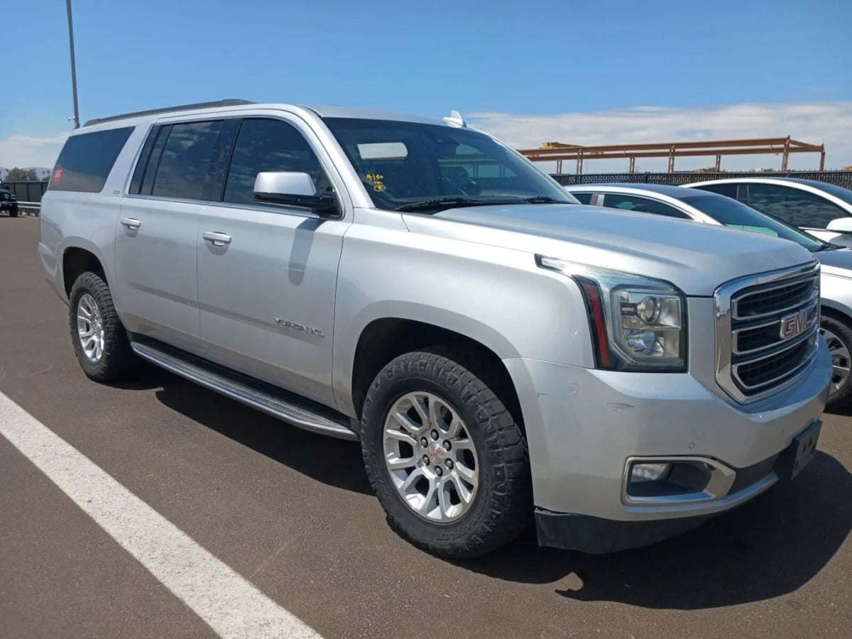 2019 GMC Yukon 4WD SLT's photo