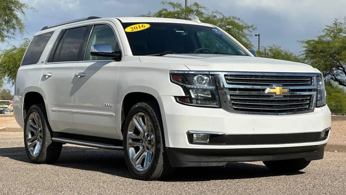 2016 Chevrolet Tahoe LTZ 4WD photo