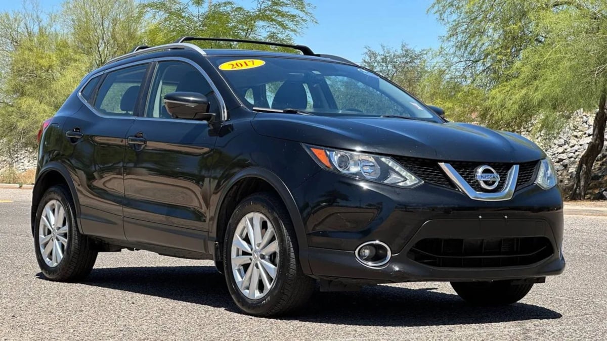 2017 Nissan Rogue Sport SV AWD's photo