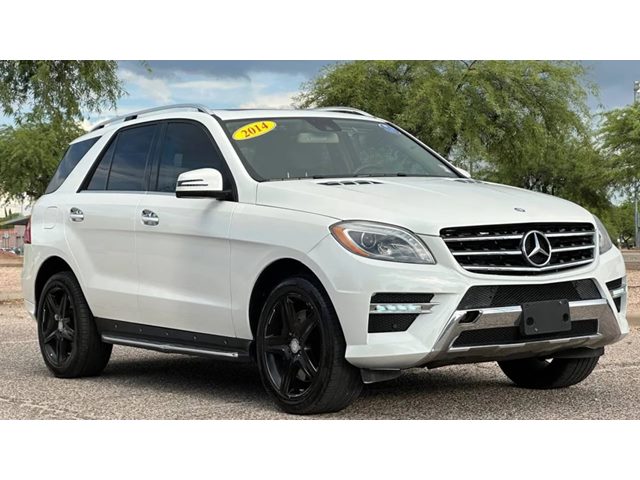 Diamond White Metallic 2014 Mercedes-Benz M-Class SUV / Crossover All-Wheel Drive Automatic