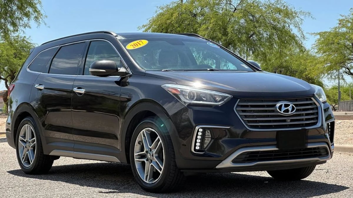 2017 Hyundai Santa Fe Limited Ultimate