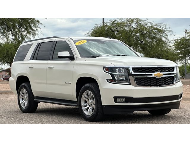 White Diamond Tricoat 2015 Chevrolet Suburban SUV / Crossover Four-Wheel Drive Automatic