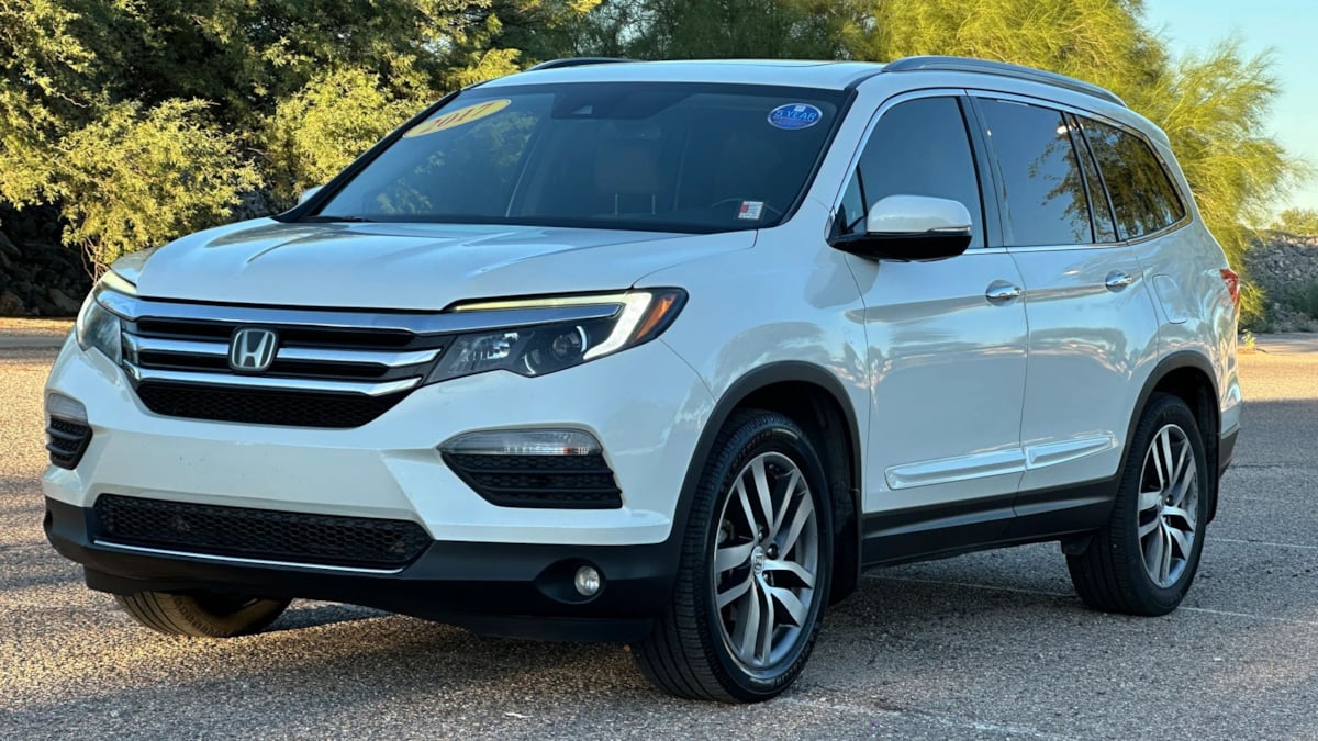 Photo 3 of this Honda Pilot