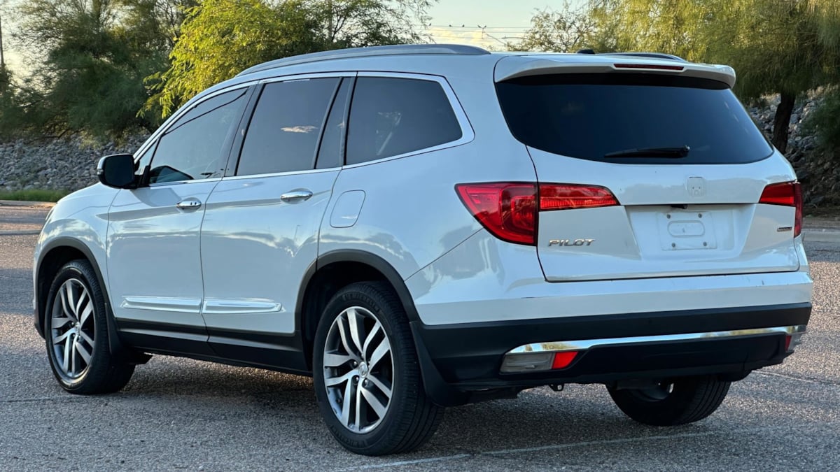 Photo 4 of this Honda Pilot