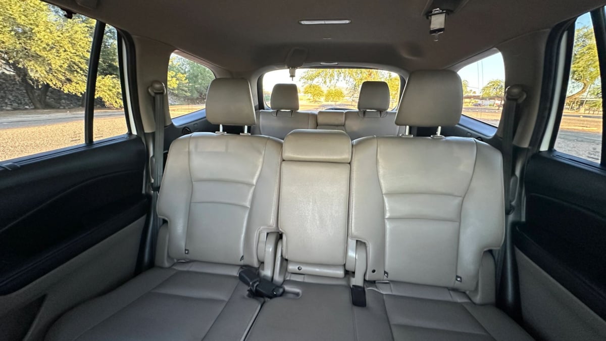 Photo 22 of this Honda Pilot
