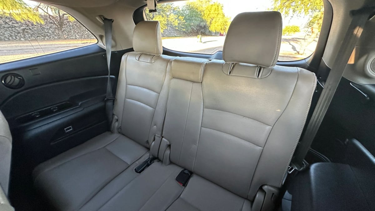 Photo 26 of this Honda Pilot