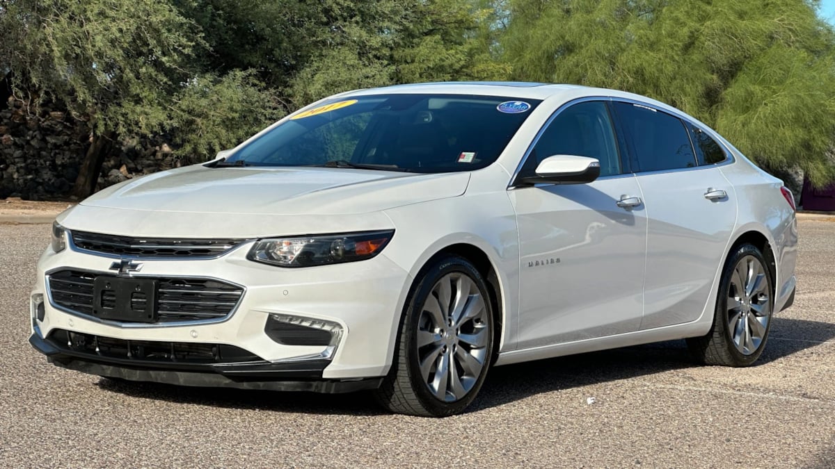 Photo 3 of this Chevrolet Malibu