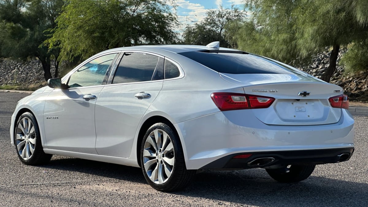 Photo 4 of this Chevrolet Malibu