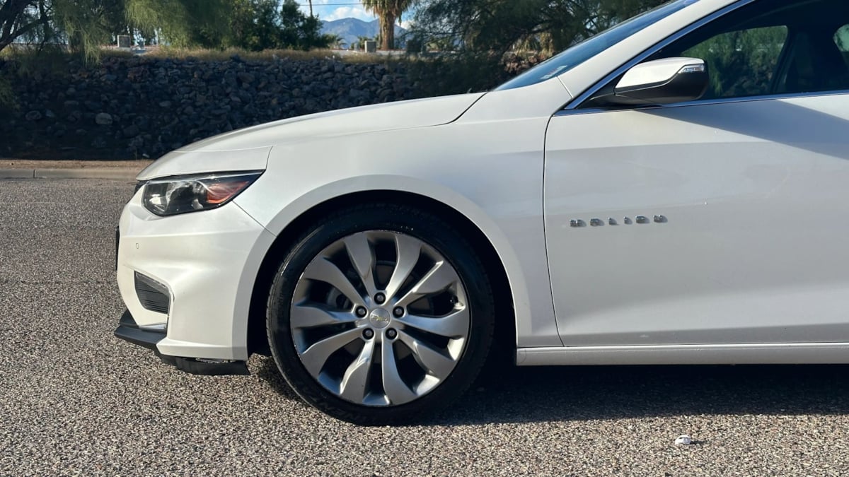 Photo 9 of this Chevrolet Malibu