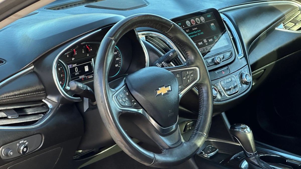 Photo 25 of this Chevrolet Malibu