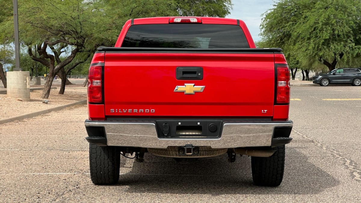 Photo 5 of this Chevrolet Silverado 1500