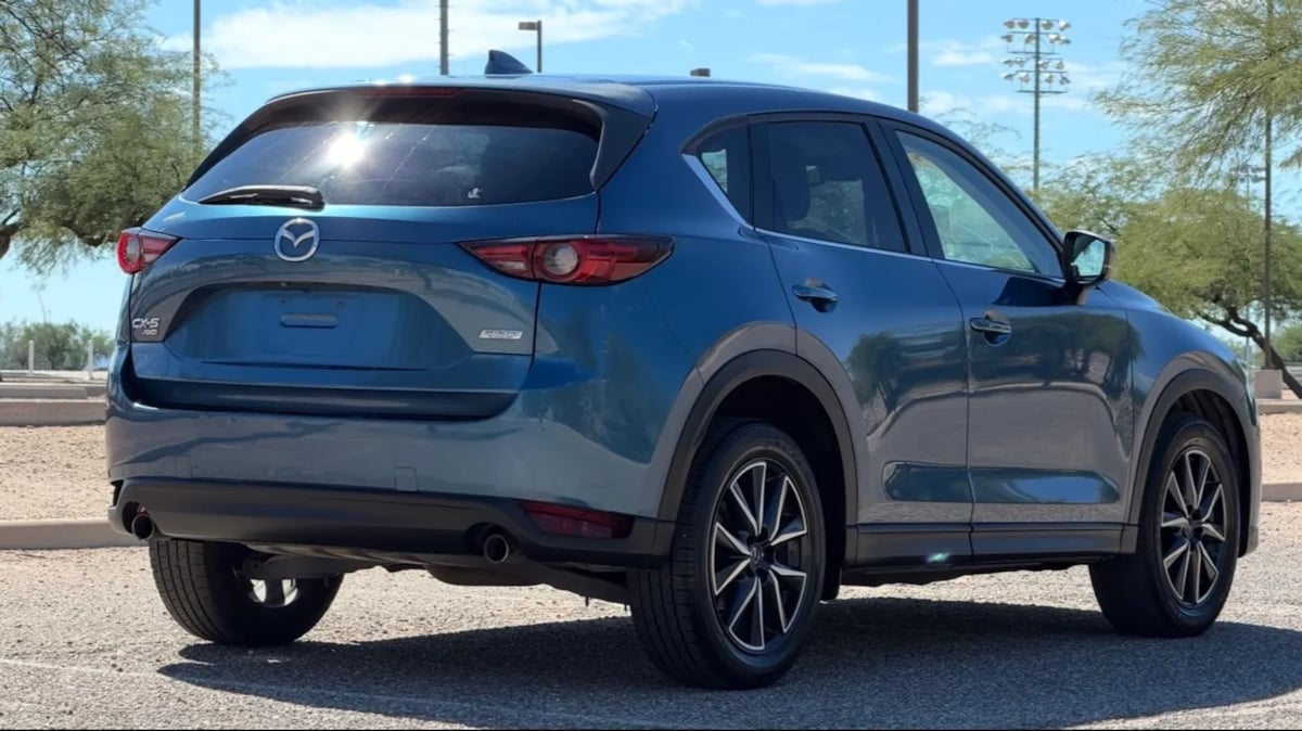 Photo 5 of this Mazda CX-5