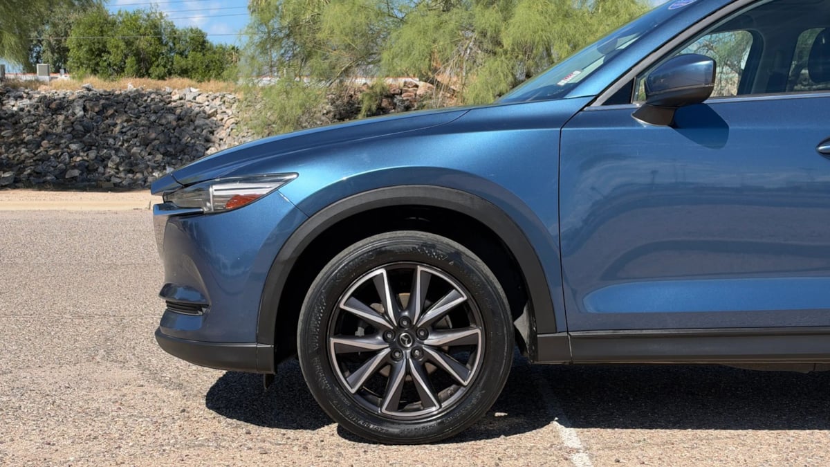 Photo 8 of this Mazda CX-5