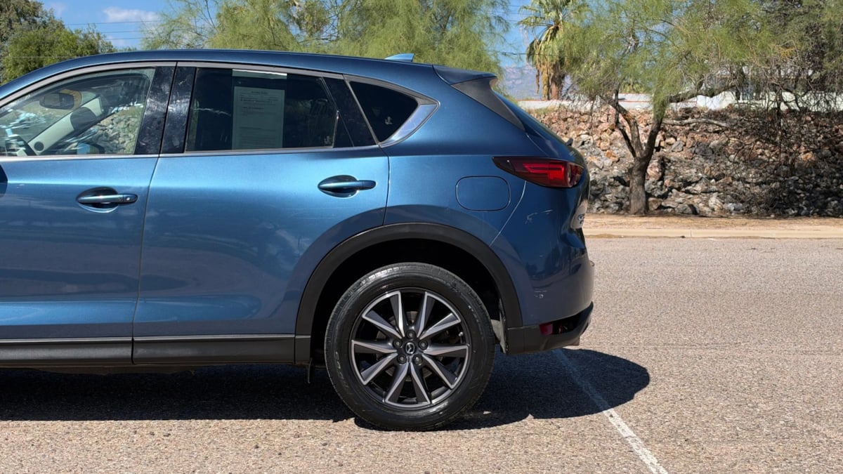 Photo 9 of this Mazda CX-5