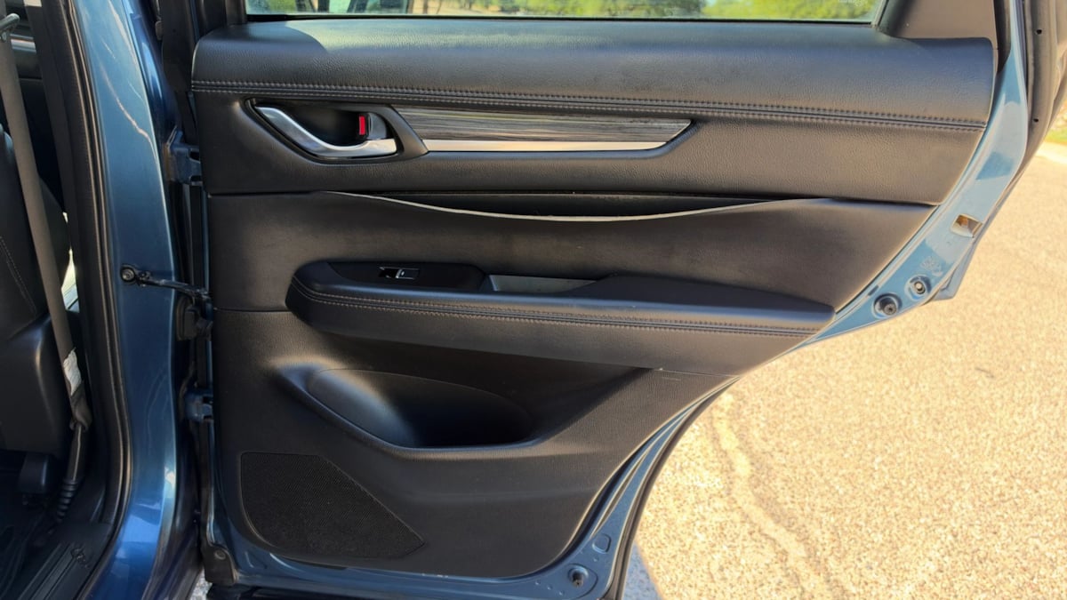 Photo 38 of this Mazda CX-5