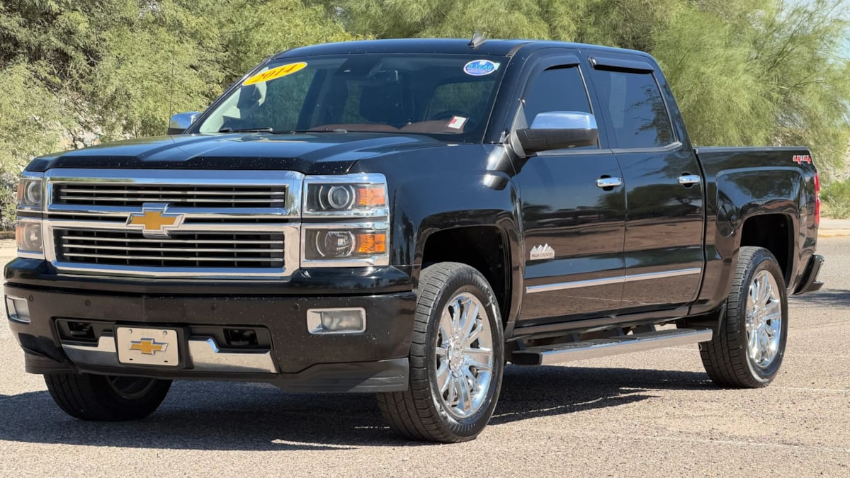 Photo 3 of this Chevrolet Silverado 1500