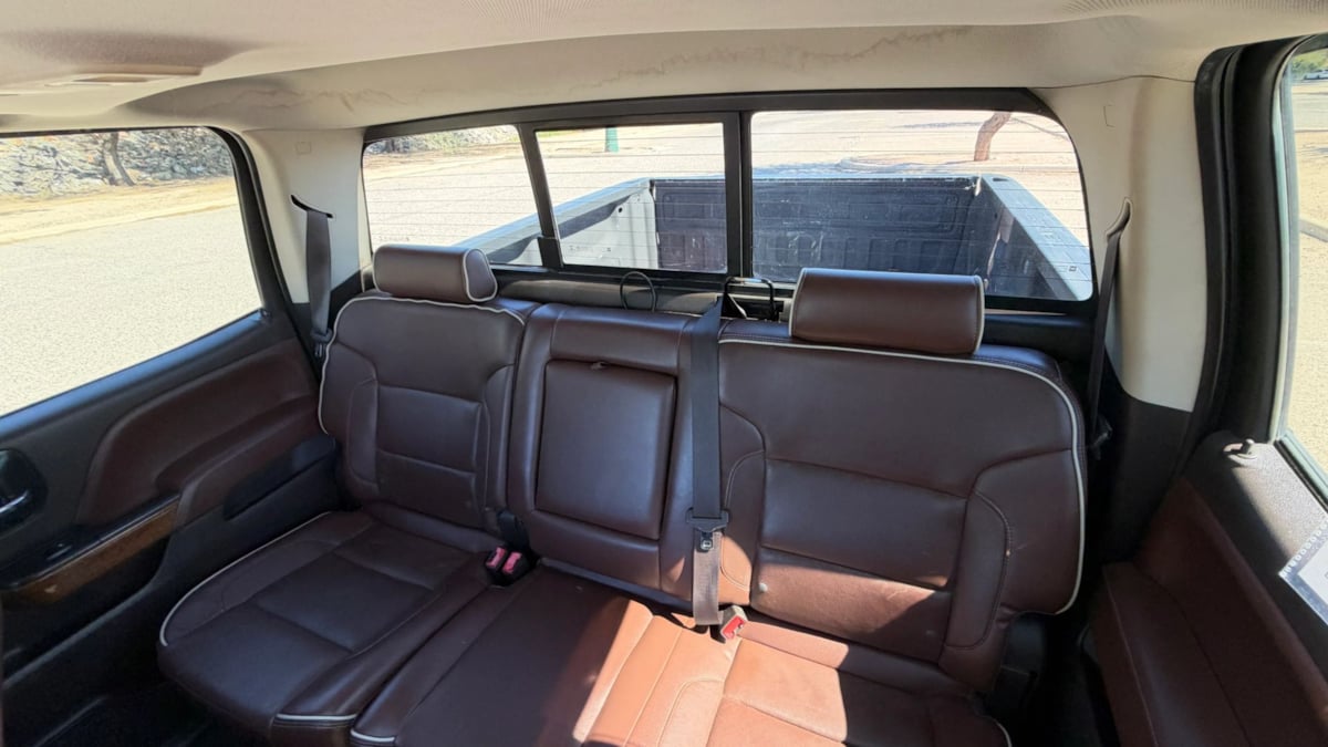 Photo 25 of this Chevrolet Silverado 1500