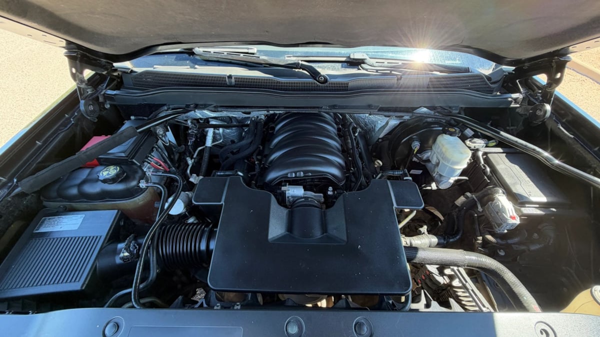 Photo 46 of this Chevrolet Silverado 1500