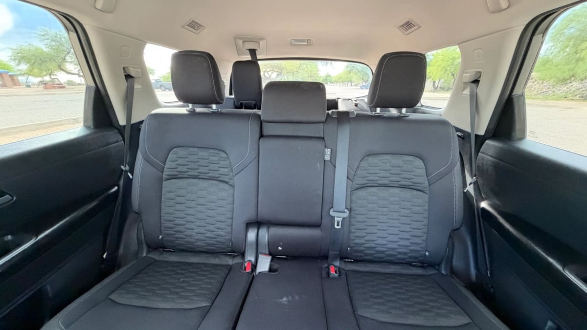 Photo 21 of this Nissan Pathfinder