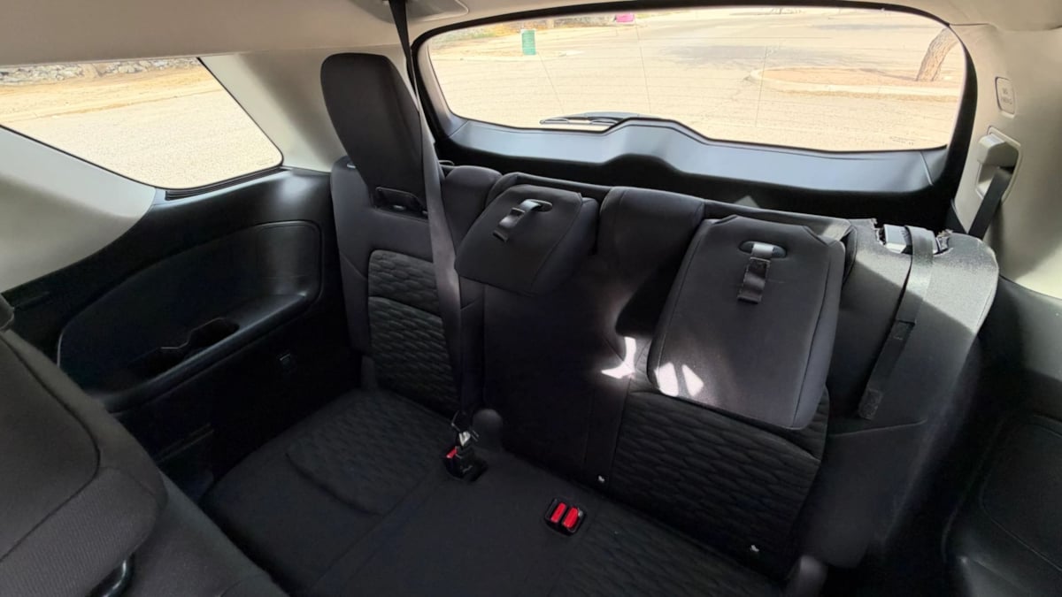 Photo 24 of this Nissan Pathfinder