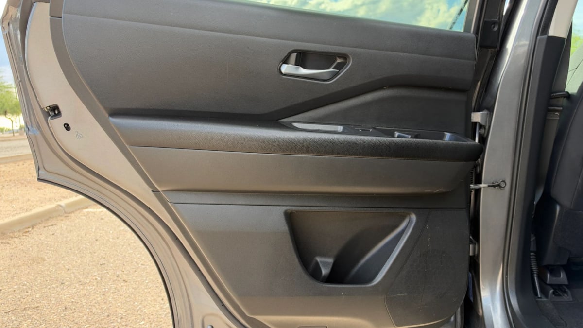 Photo 45 of this Nissan Pathfinder