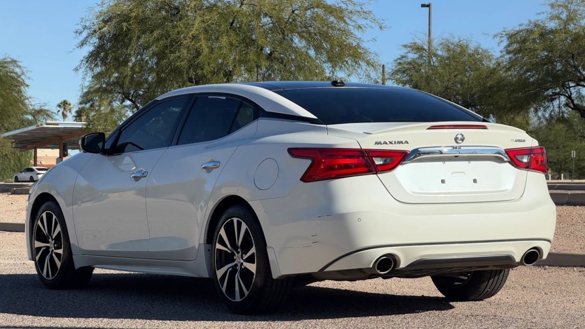 Photo 4 of this Nissan Maxima
