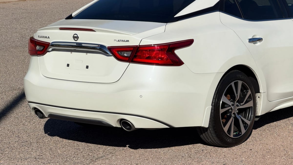 Photo 11 of this Nissan Maxima