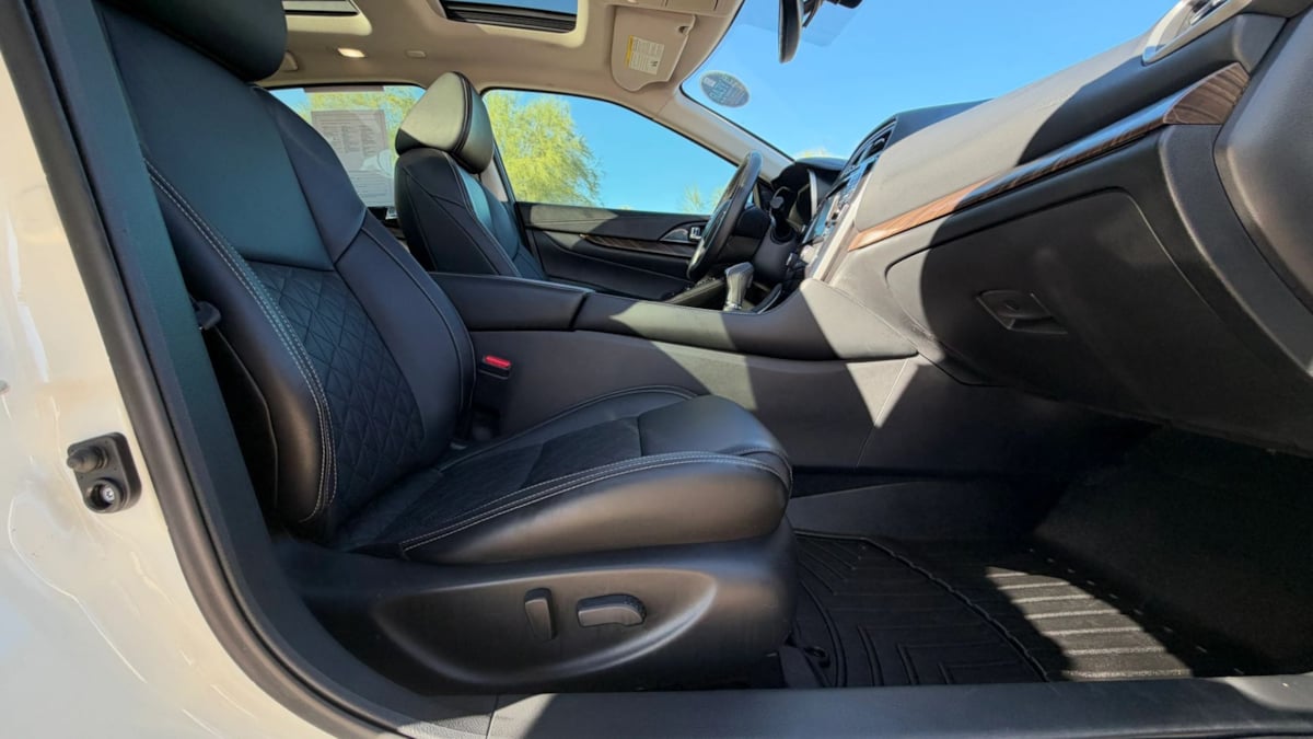 Photo 36 of this Nissan Maxima