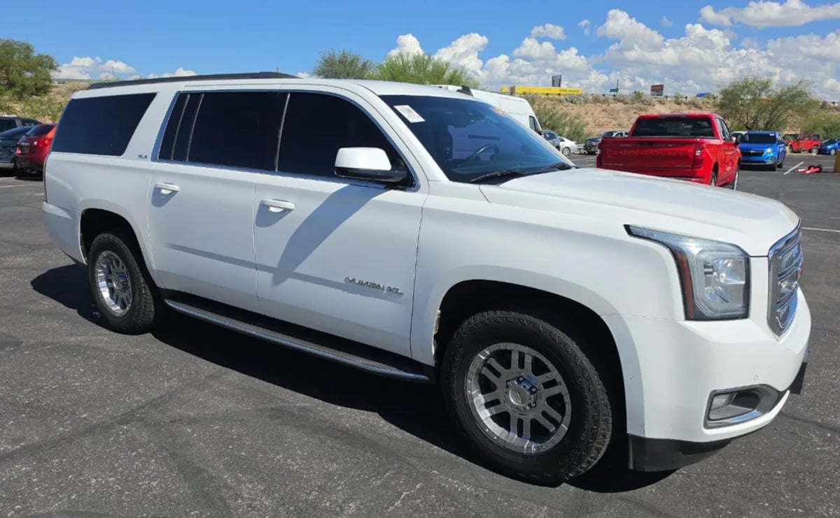2015 GMC Yukon XL SLE