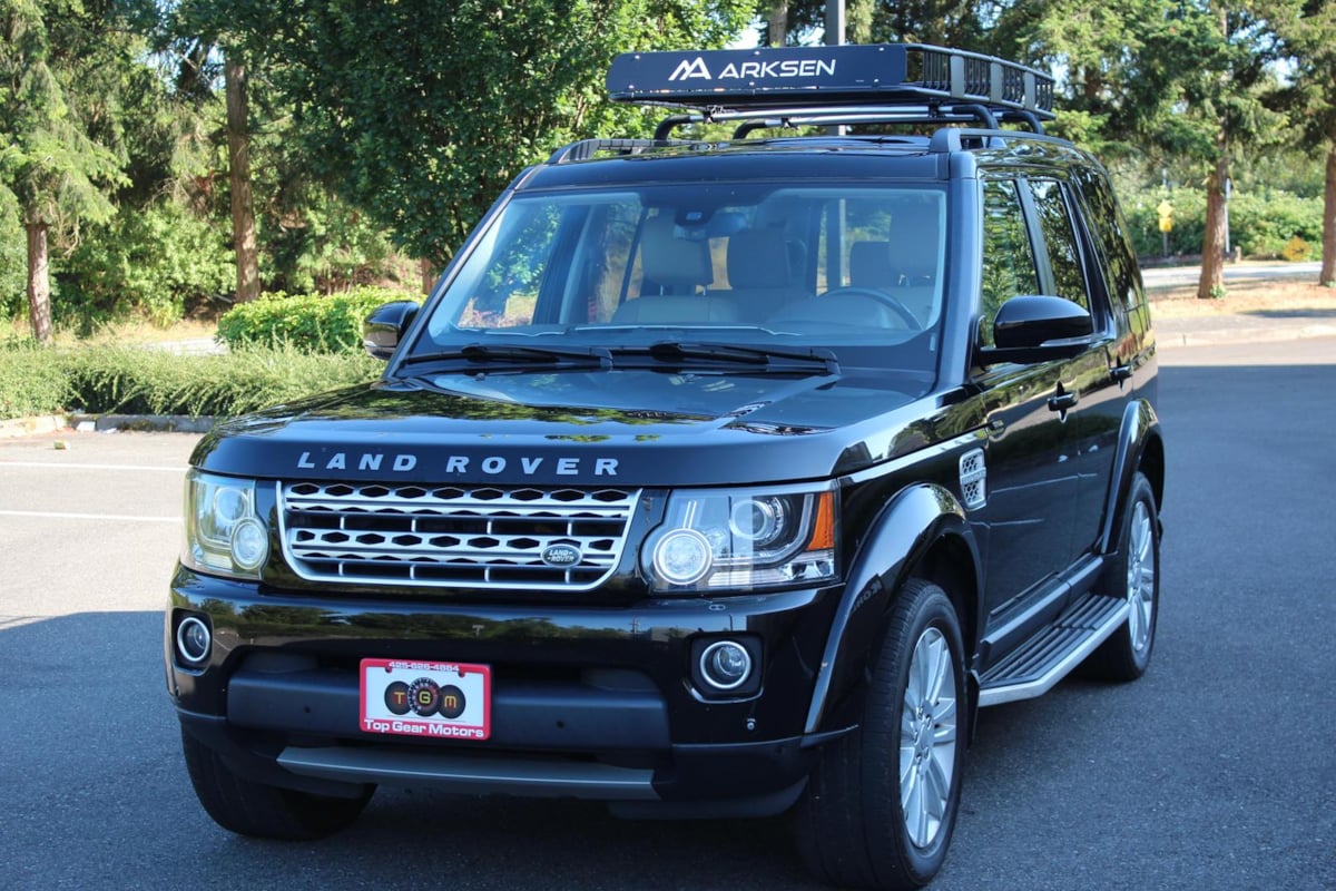 2015 Land Rover LR4 LUX