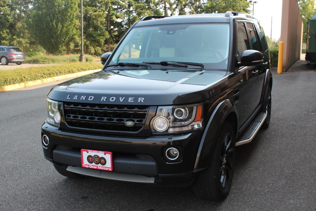 2015 Land Rover LR4 LUX