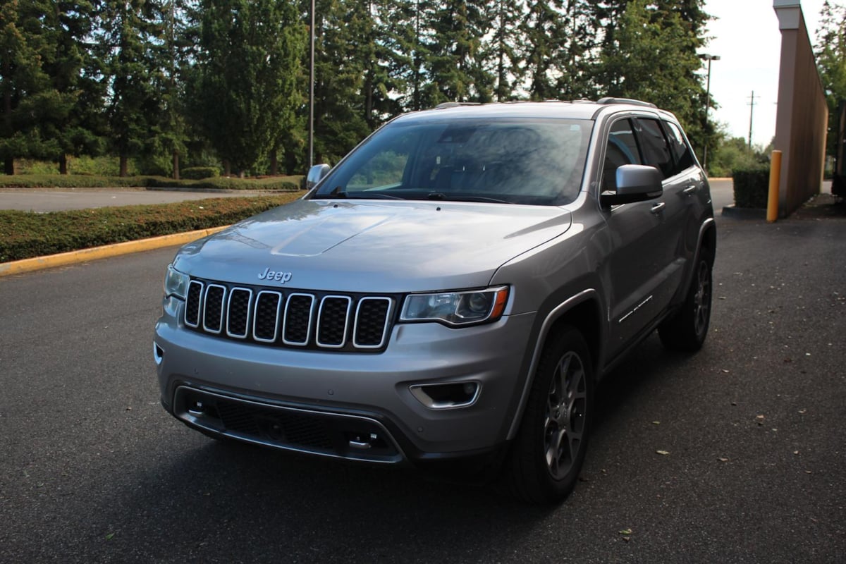 2018 Jeep Grand Cherokee Sterling Edition