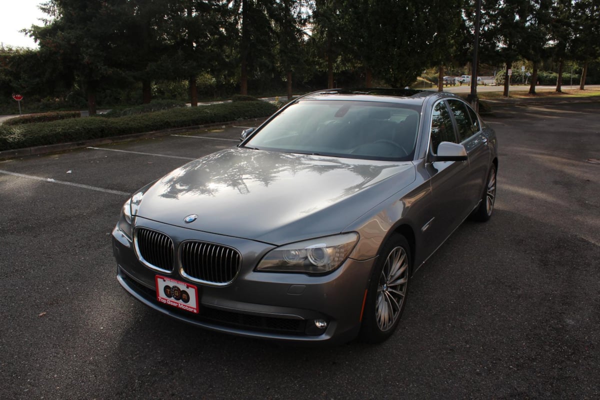 2009 BMW 7 Series 750i