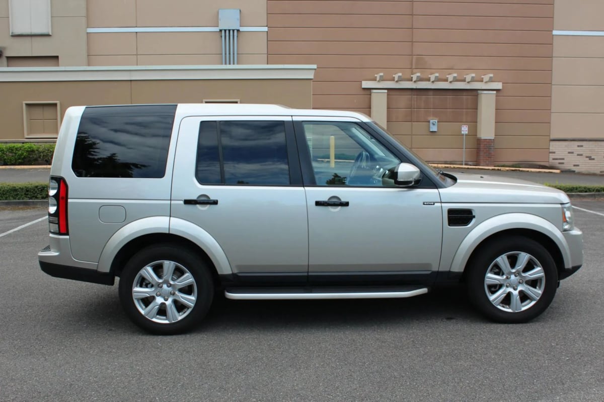 2016 Land Rover LR4 HSE - Photo 10