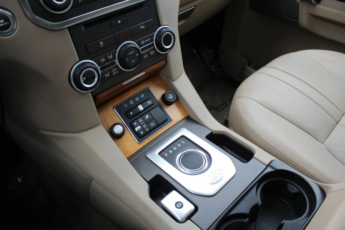 2016 Land Rover LR4 HSE - Photo 19