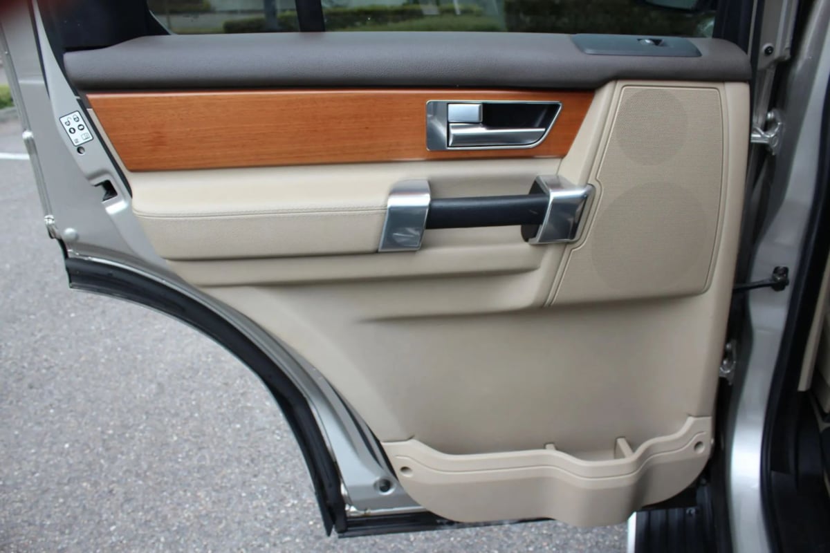 2016 Land Rover LR4 HSE - Photo 20