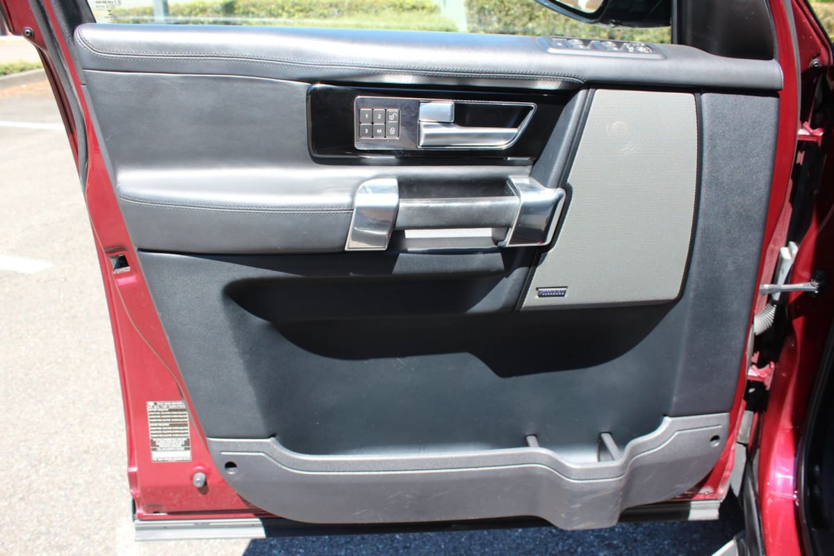 2015 Land Rover LR4 HSE LUX - Photo 17