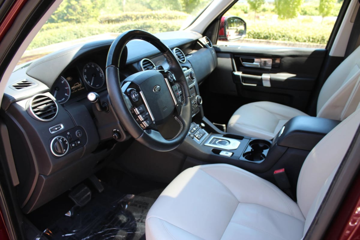 2015 Land Rover LR4 HSE LUX - Photo 18